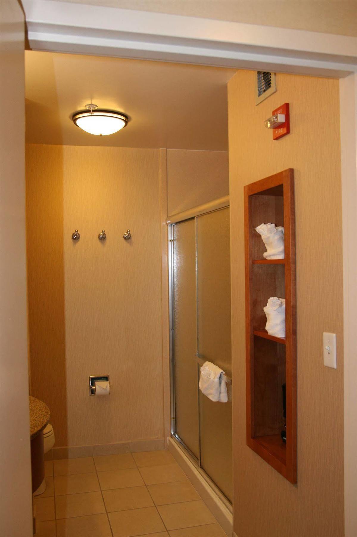 Hampton Inn And Suites Bakersfield North-Airport Exteriör bild